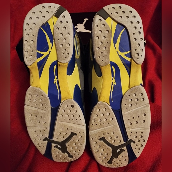Girls Air Jordan Retro 8 Laney (GS) - Picture 9 of 11